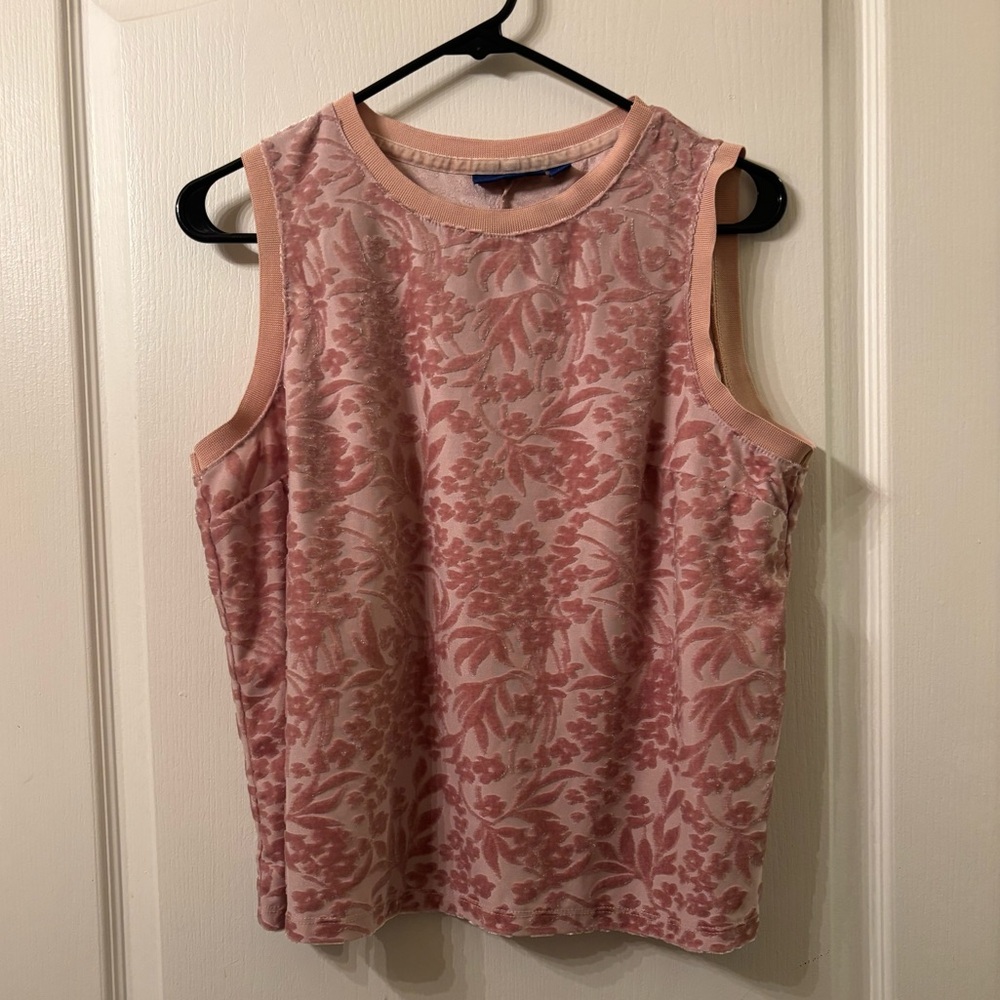 Apt. 9 Pink Floral Velvet Detail Shell